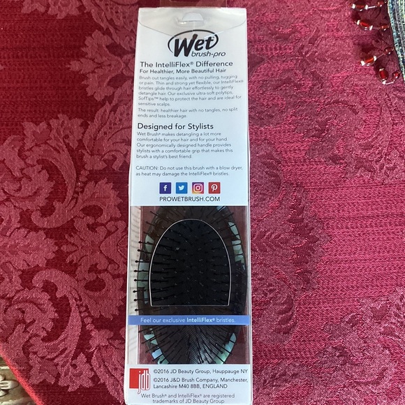NWT WET brush-pro Detangle - Picture 2 of 5